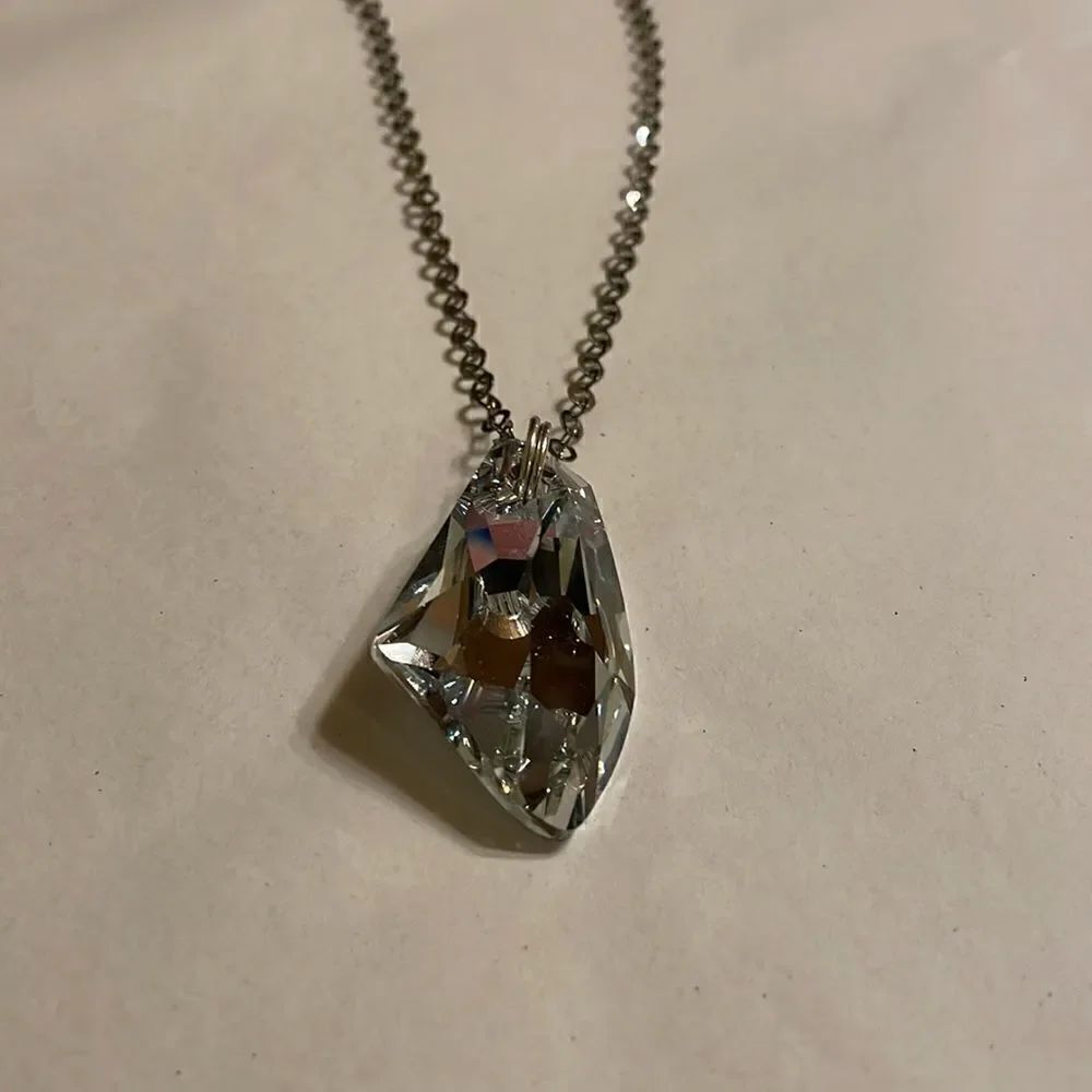 The Beaded Wire Pendant - Picture 2 of 7